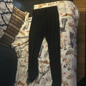 Leggings with lined print